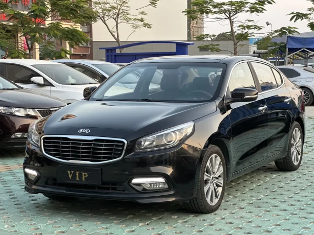 Kia K4