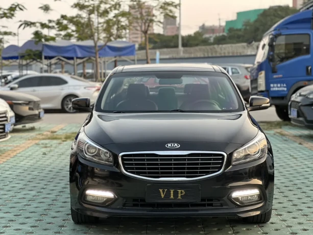 Kia K4