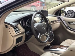 Mercedes-Benz R-Class