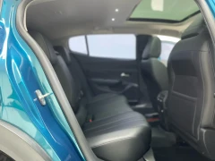 Peugeot 408X