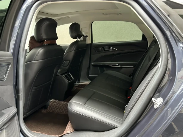 Ford Taurus