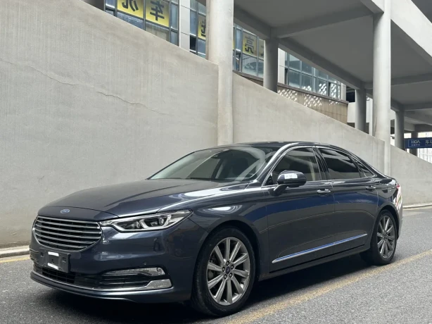 Ford Taurus