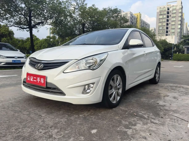 Hyundai Rena