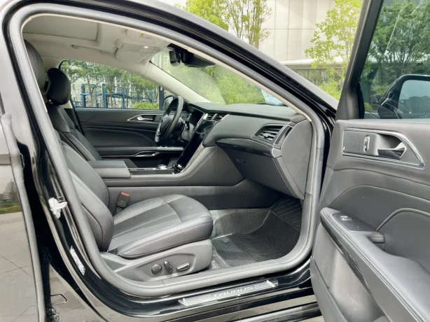 Ford Taurus