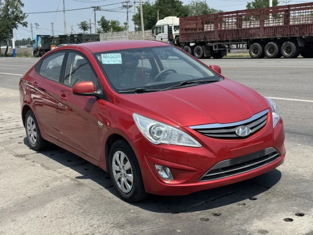 Hyundai Rena