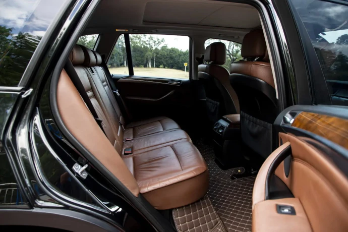 BMW X5 (imported)