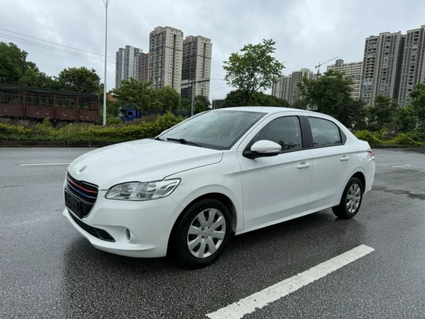 Peugeot 301
