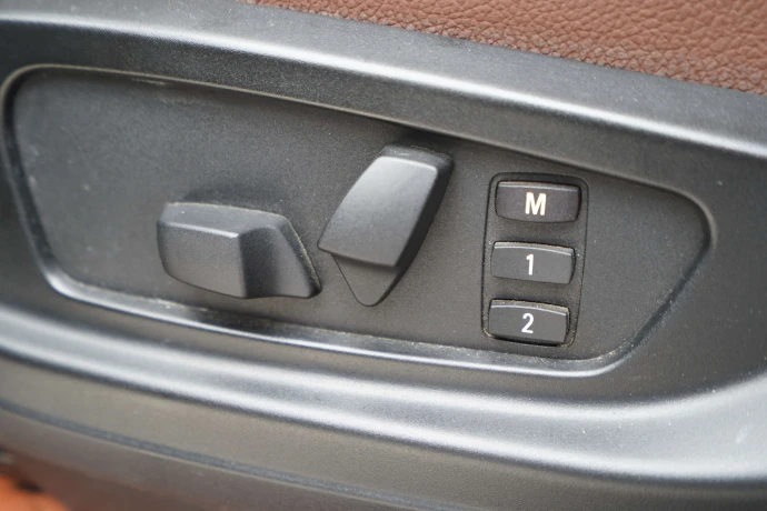BMW X5 (imported)