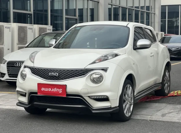 Infiniti ESQ