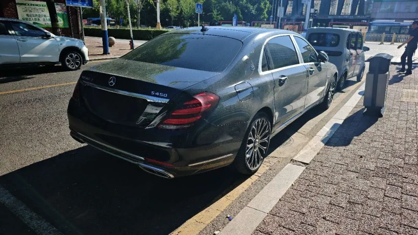 Mercedes-Benz Maybach S-Class