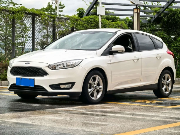 Ford Fox