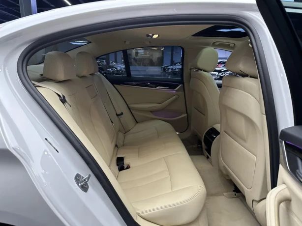 BMW 5 Series (imported)