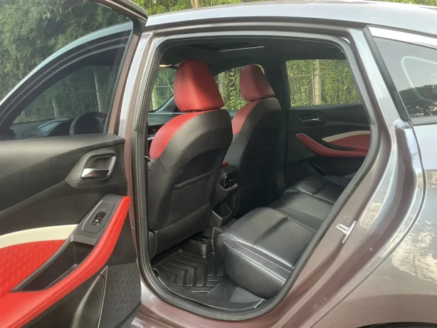 MG 5