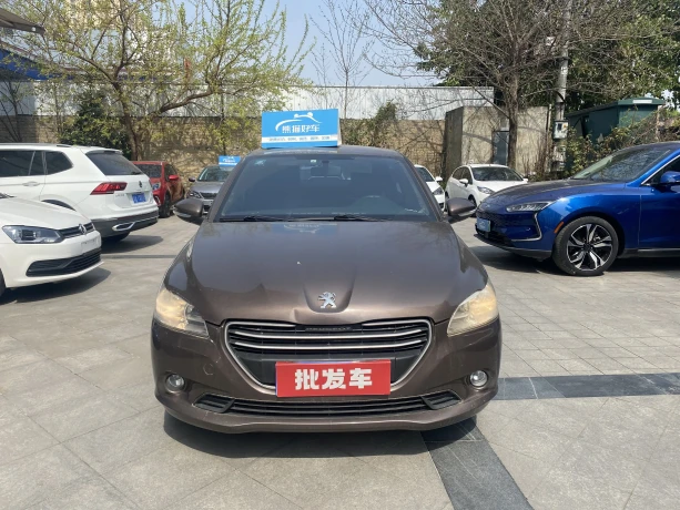 Peugeot 301