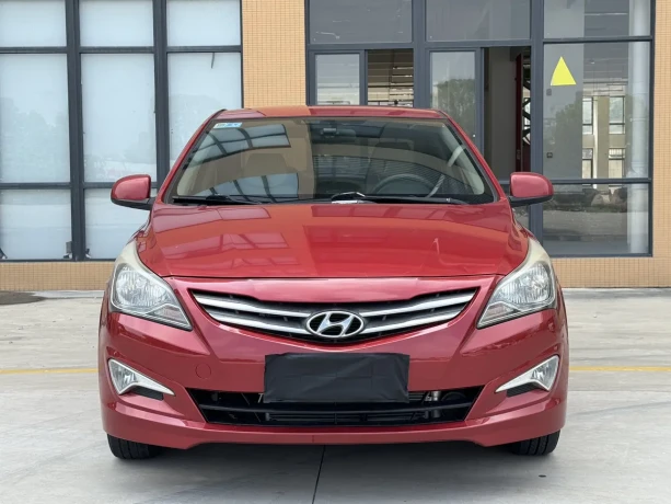 Hyundai Rena