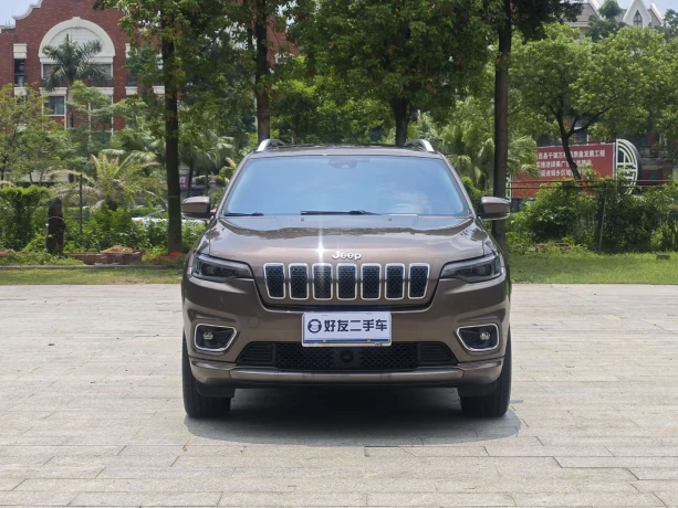 Jeep Free light