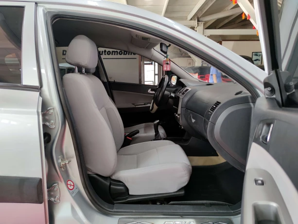 Brilliance China Junjie FRV