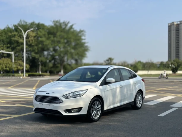 Ford Fox
