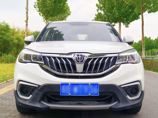 Brilliance China V3