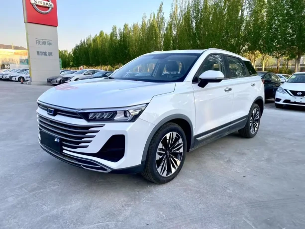 FAW Bestune T77