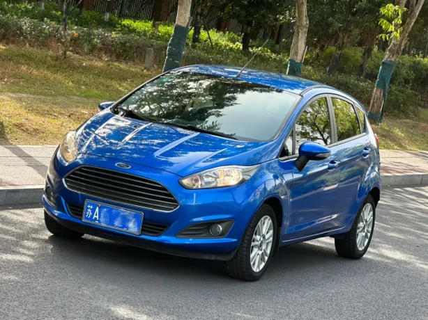 Ford Carnival