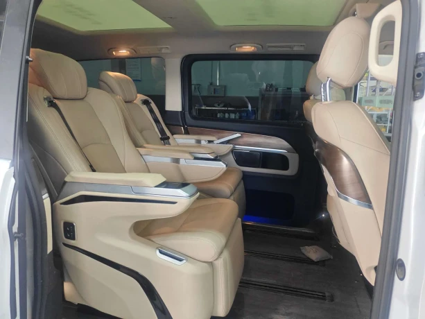 Mercedes-Benz Mercedes Benz V Class