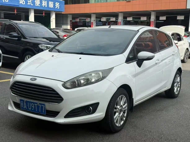 Ford Carnival