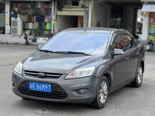 Ford Fox