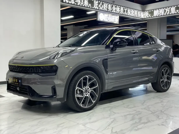 Lynk & Co 05