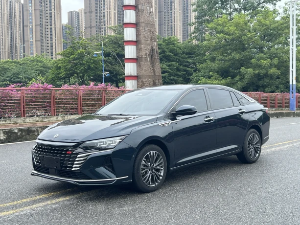 Dongfeng Yixuan MAX