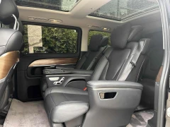 Mercedes-Benz Mercedes Benz V Class