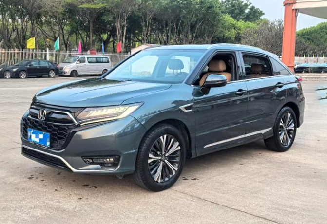 Honda UR-V