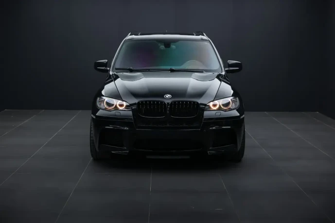 BMW X5 (imported)