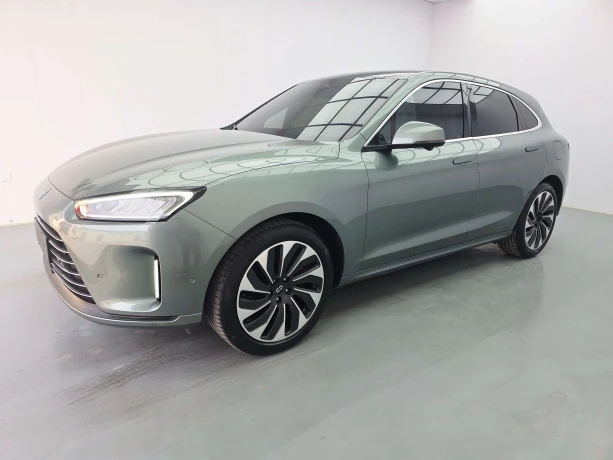AITO M5