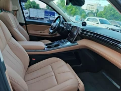 NIO ES8
