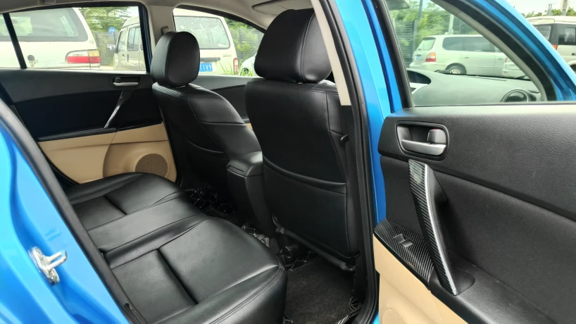 Mazda 3 star