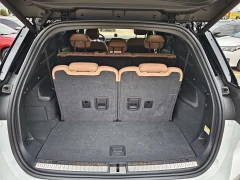 NIO ES8
