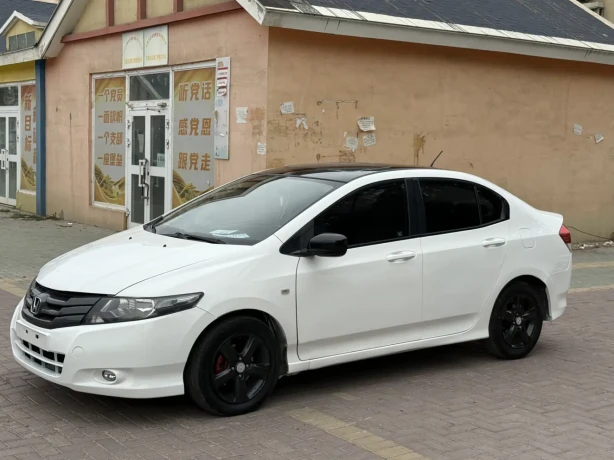Honda Avant-garde classic