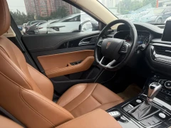 Hongqi H5 classic