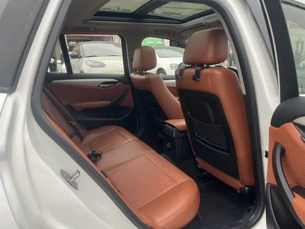 BMW X1 (imported)
