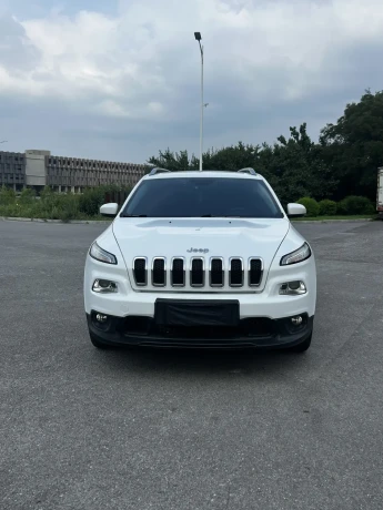 Jeep Free light (imported)