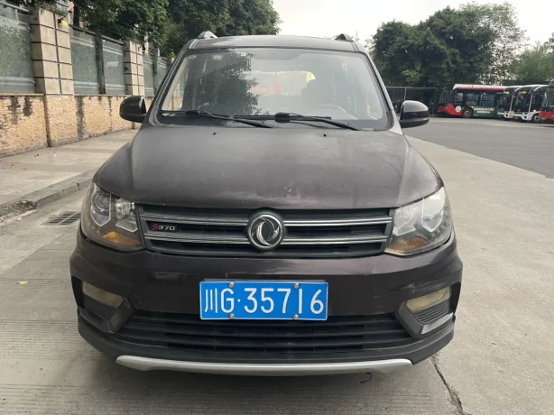 Dongfeng Fengon 370