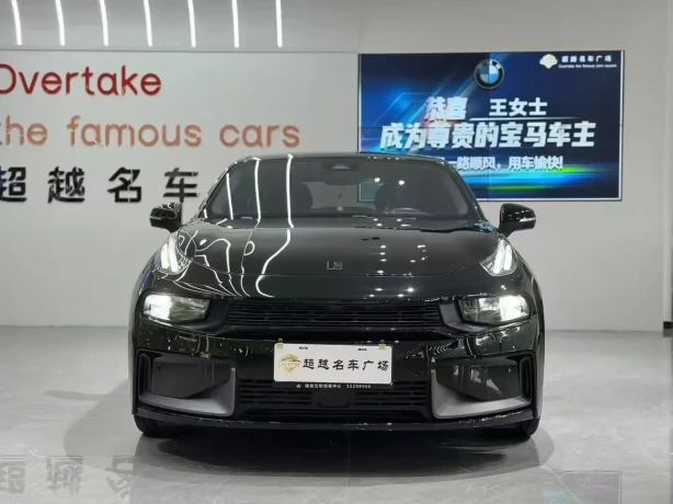 Lynk & Co 03