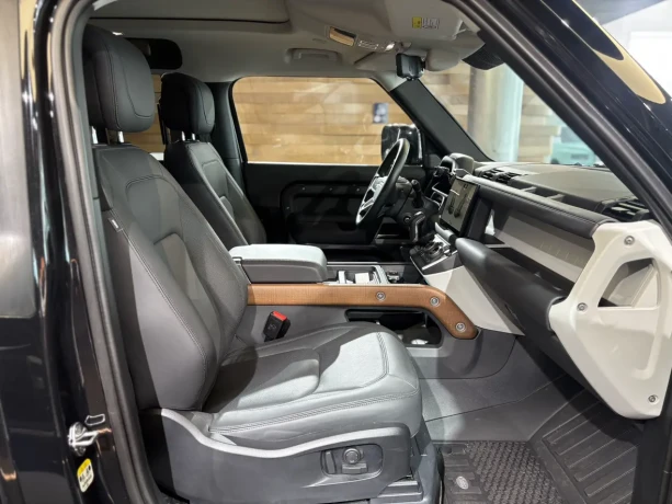Land Rover Guard