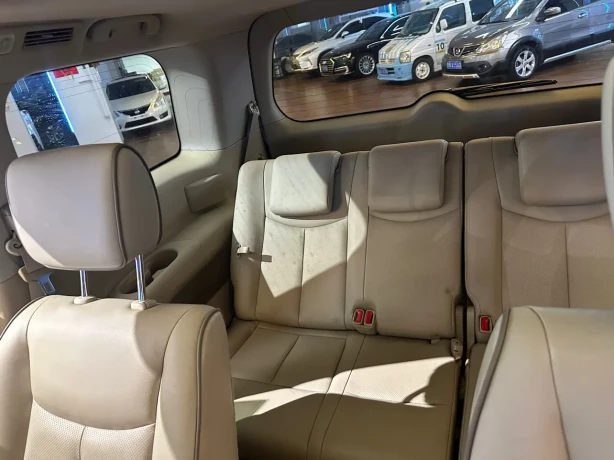 Nissan Nobleman