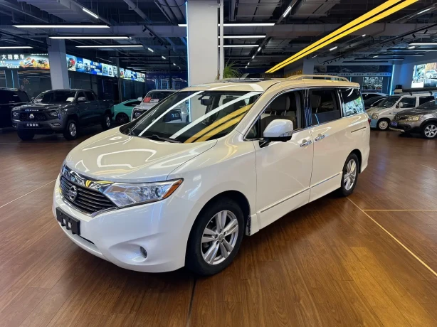 Nissan Nobleman