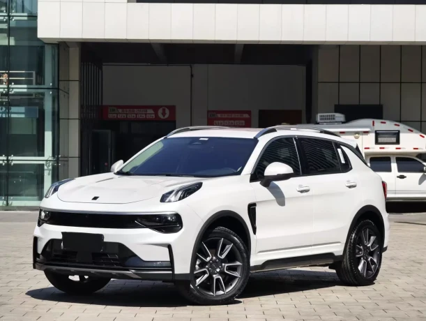 Lynk & Co 01
