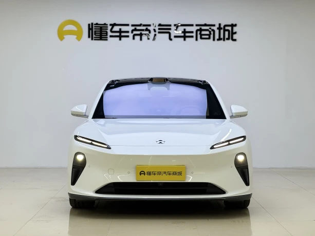 NIO ET5