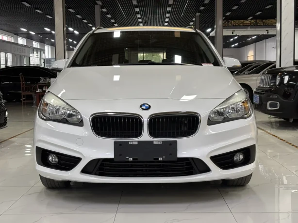 BMW 2 series station wagon