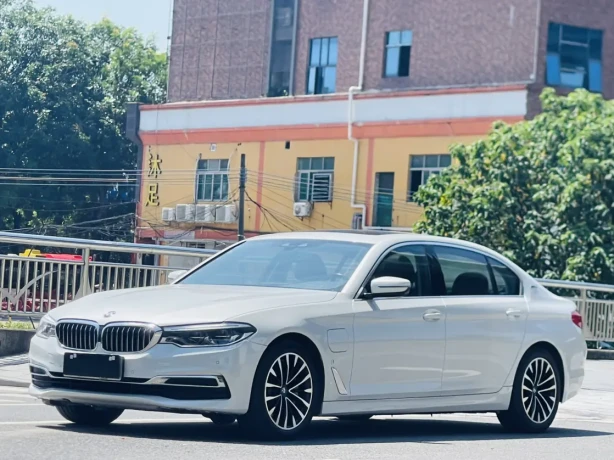 BMW 5 Series PHEV